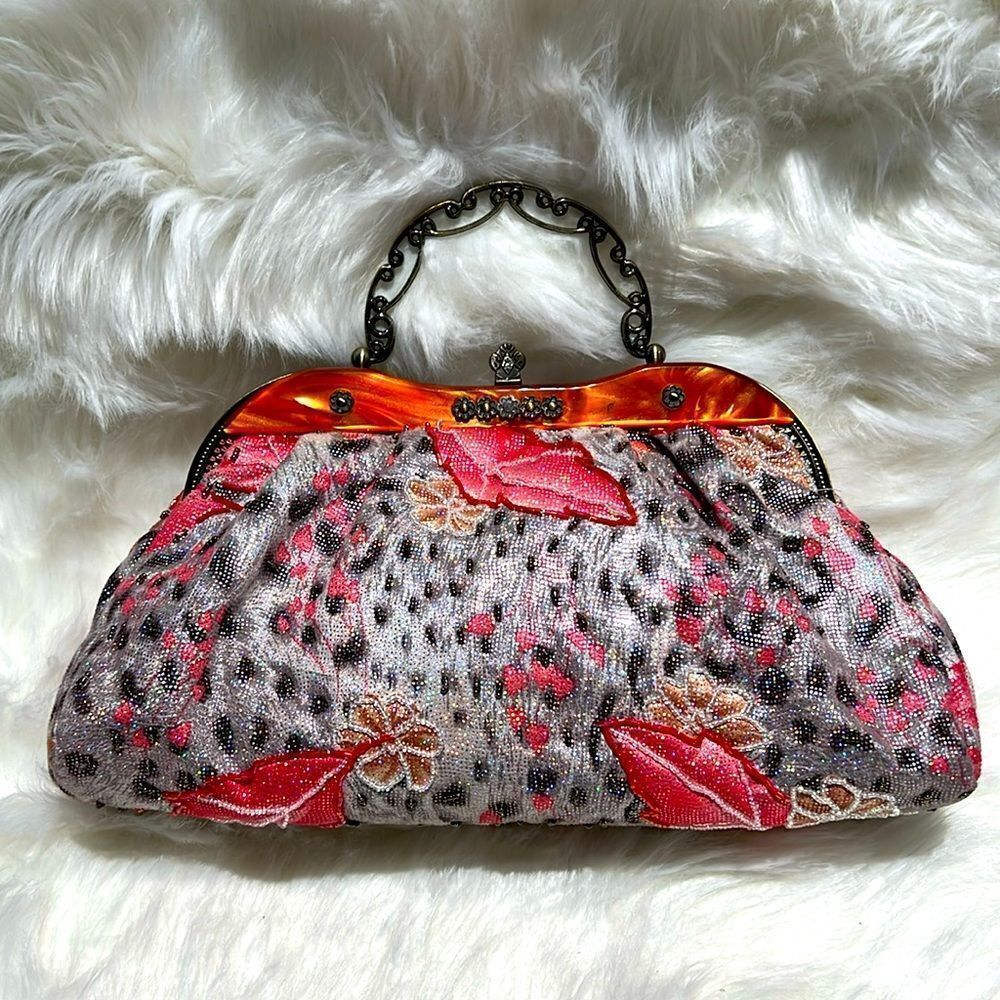 Vintage‎ Beaded Clamshell Sparkly Purse with long Shoulder Strap B89